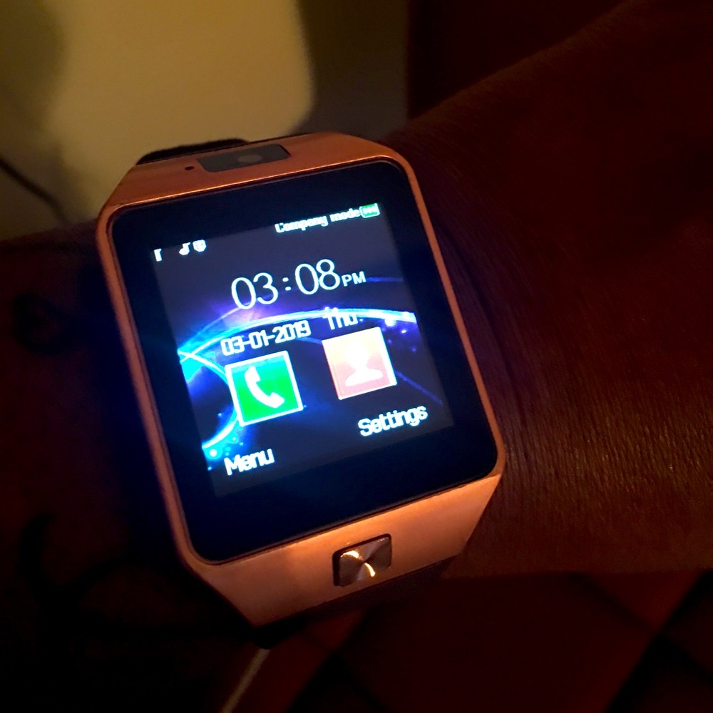 Rose gold smartphone watches iPhone and Android